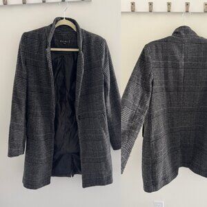 Love Tree Medium Plaid Mid Coat Size Medium